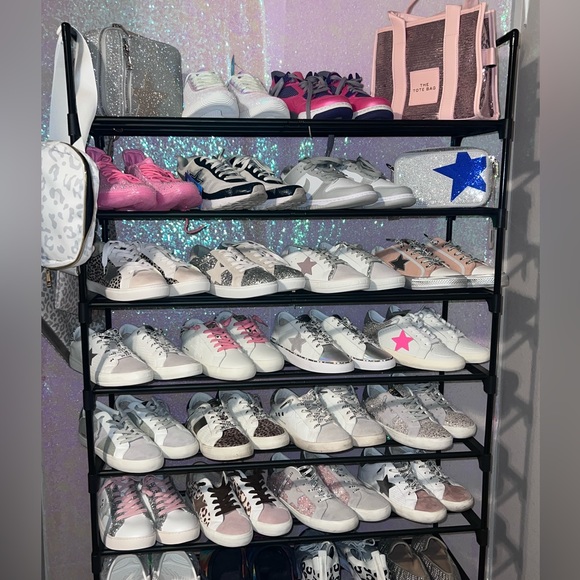 🎀sparkles, glitter, ruffles, bows, rainbows, unicorns, mermaids, pink 🎀 - Picture 3 of 6